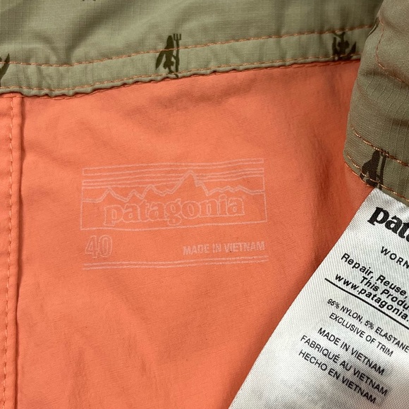Patagonia Mens Wavefarer Board Shorts Sz 40 Salmon Pink Boat Surf Fishing B2 - Picture 3 of 8